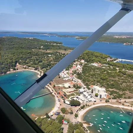 Iva Μεντουλίν