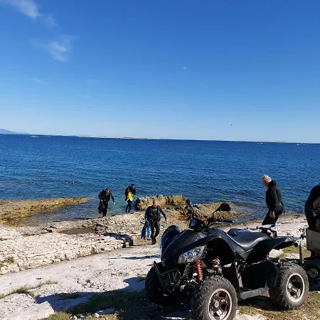 Διαμέρισμα Iva Μεντουλίν