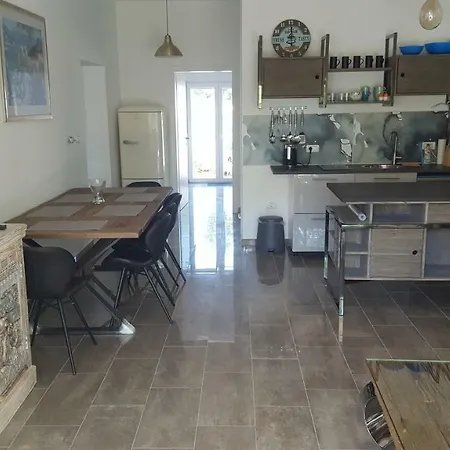 Iva Διαμέρισμα