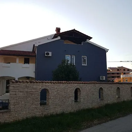 Iva Διαμέρισμα Μεντουλίν