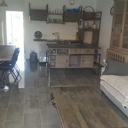 Διαμέρισμα Iva Μεντουλίν