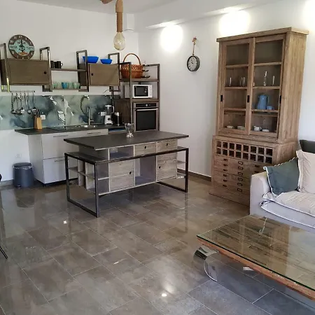 Iva Apartment *