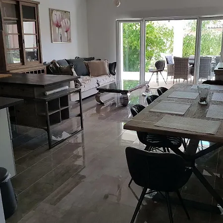 Apartment Iva *